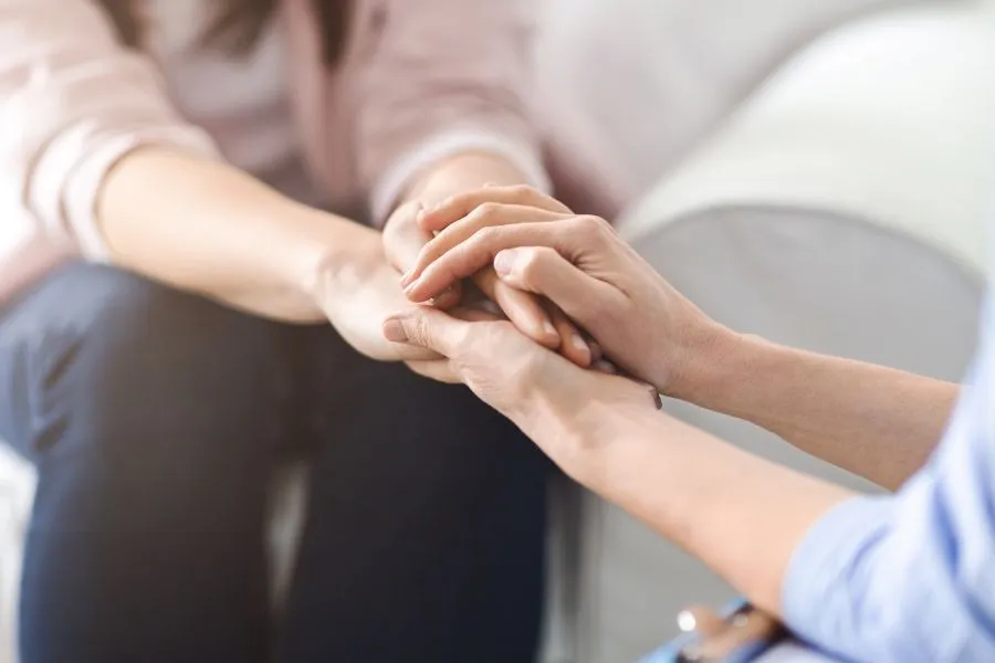 que decirle a una persona con ansiedad apoyo emocional y acompañamiento